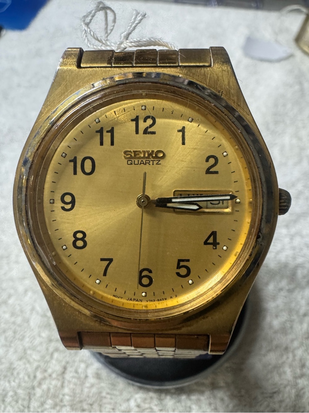 Seiko Gold Tone Quartz Watch with Black Numerals